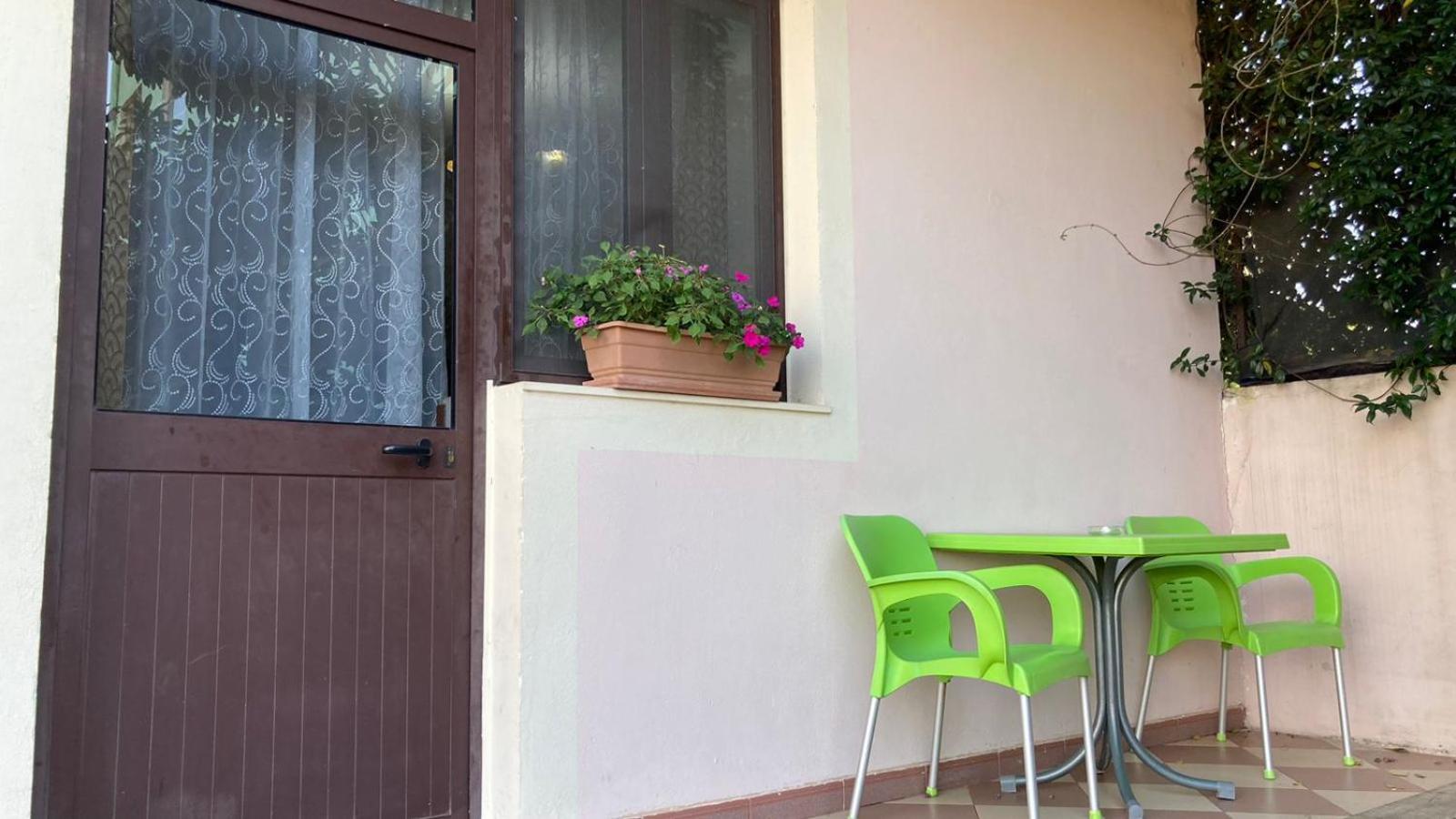 Blissful Hostel Shkodër Exterior foto